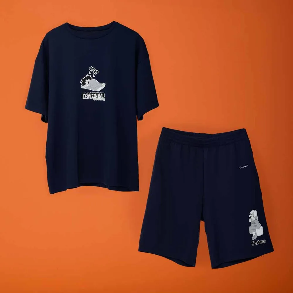 『ドラゴンボール』VENEX COMFORT PUNCH HALF SETUP（悟空・ブルマ）ネイビーの半袖Tシャツとショートパンツ